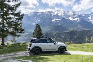 Mini Cooper SE Countryman ALL4 2020 года  (WW)